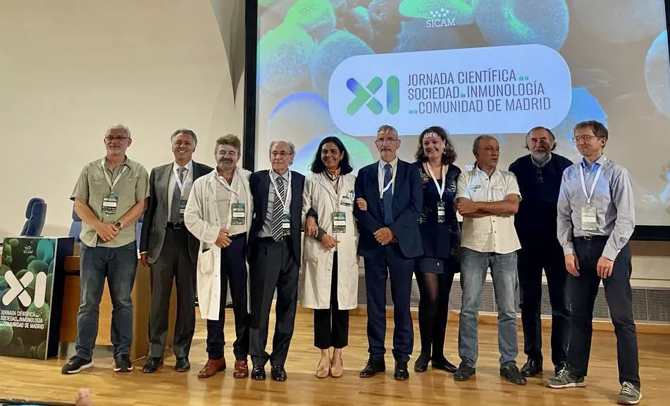 Entrega de premios a las mejores comunicaciones de la XI Jornada Científica