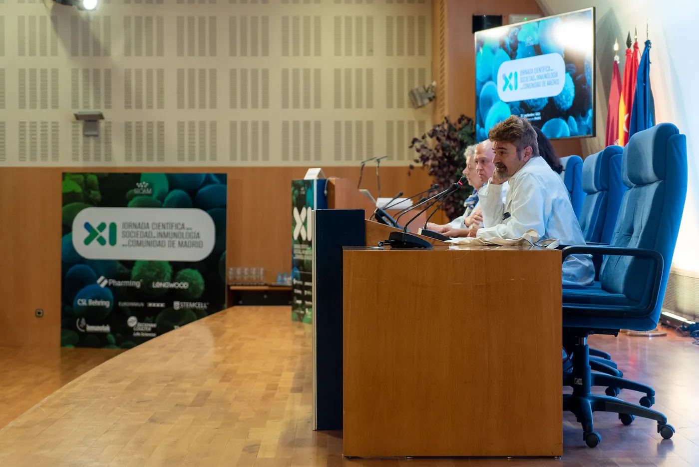Fotografía 6 de la XI Jornada Científica de la SICAM