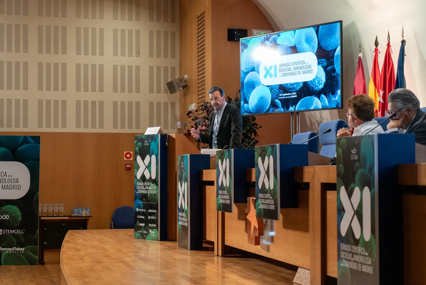 Fotografía 7 de la XI Jornada Científica de la SICAM